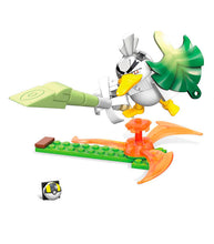 Load image into Gallery viewer, Pokemon Mega Construx Sirfetch&#39;d Power Pack with leek sword and 84 pieces.
