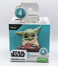 Load image into Gallery viewer, Star Wars The Bounty Collection Series 4 - Tadpole Friend
